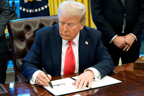 Trump offers ‘Gold Card’ US immigration for US$ 5 million